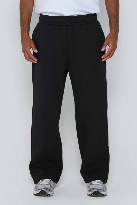 Relaxed Straight Leg Jogger- Black